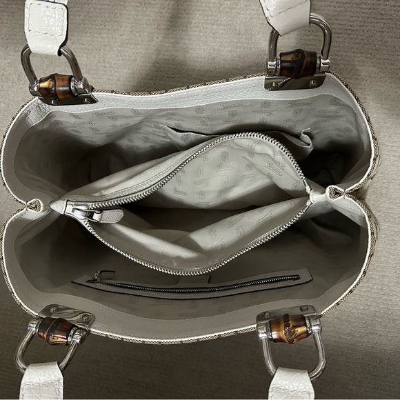 Gucci Handbag Mid Size - Picture 2 of 7